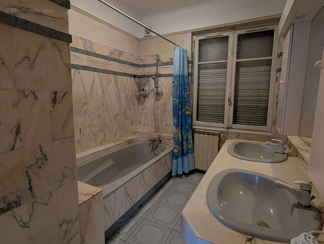 Maison à LYON-8E