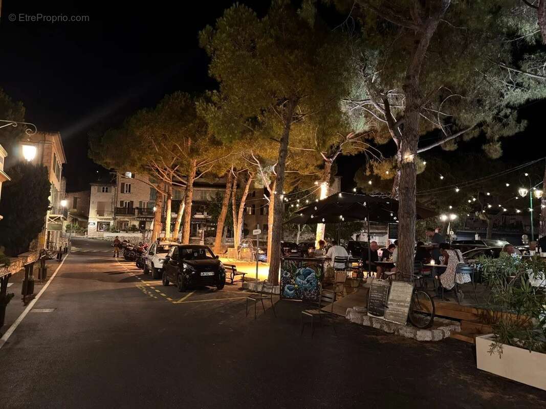 Maison à TOURRETTES-SUR-LOUP