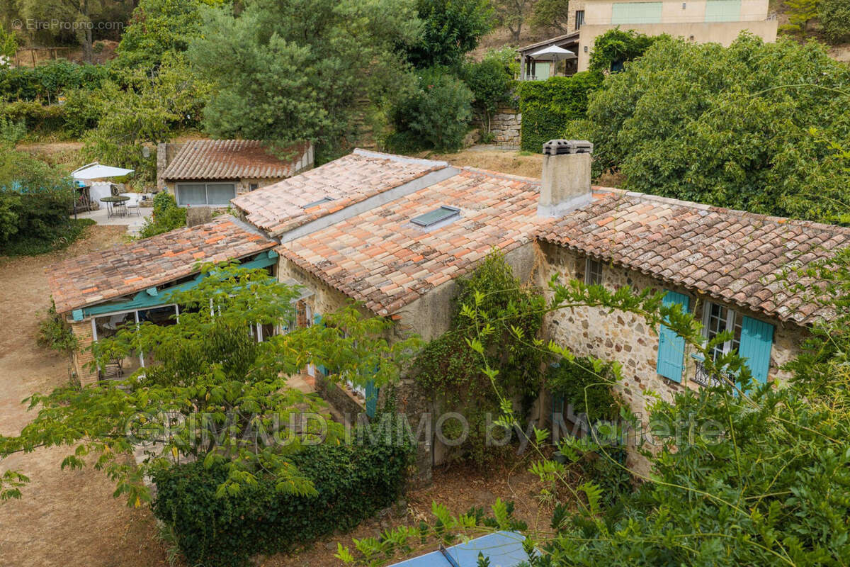 Maison 152 m² à La Garde-Freinet  - photo 7