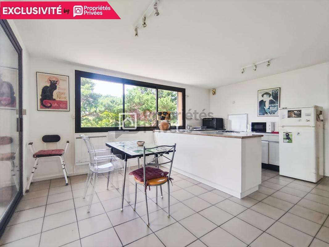 Maison Goyrans 160 m2 - 6 pièces - 3 Chambres - parcelle de 1854 m² - photo 6