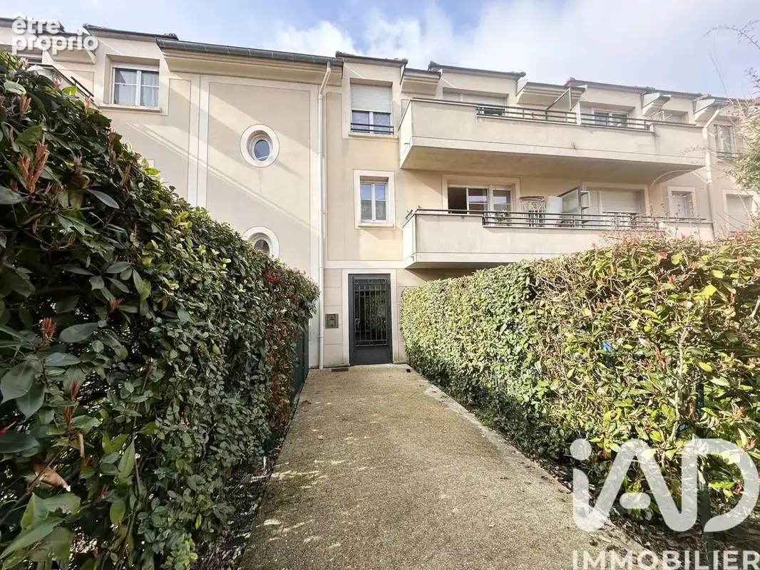 Photo 1 - Appartement à PONTAULT-COMBAULT