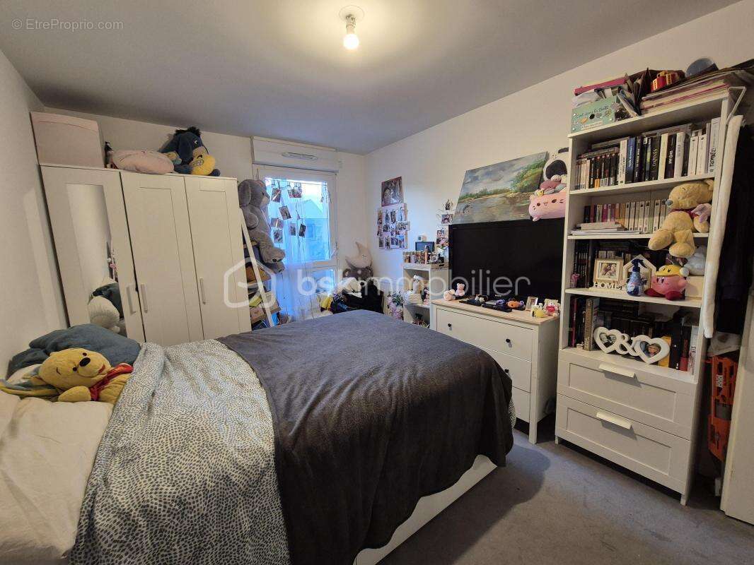 Appartement à COURCOURONNES