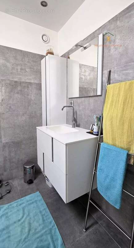 Maison à VERRIERES-LE-BUISSON