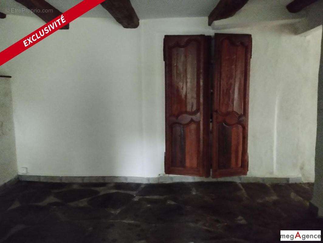 Maison à SAINT-ANDRE-DE-VALBORGNE