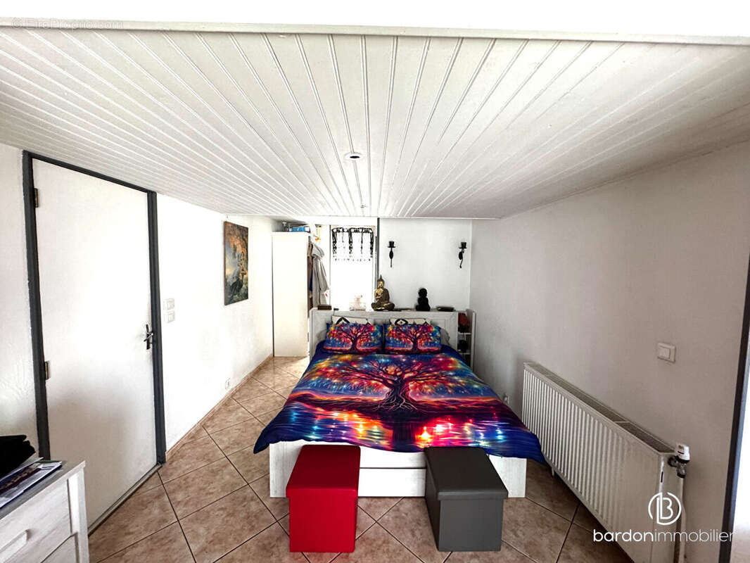 Maison 7 pièces  -147 m² - Environnement calme - photo 6