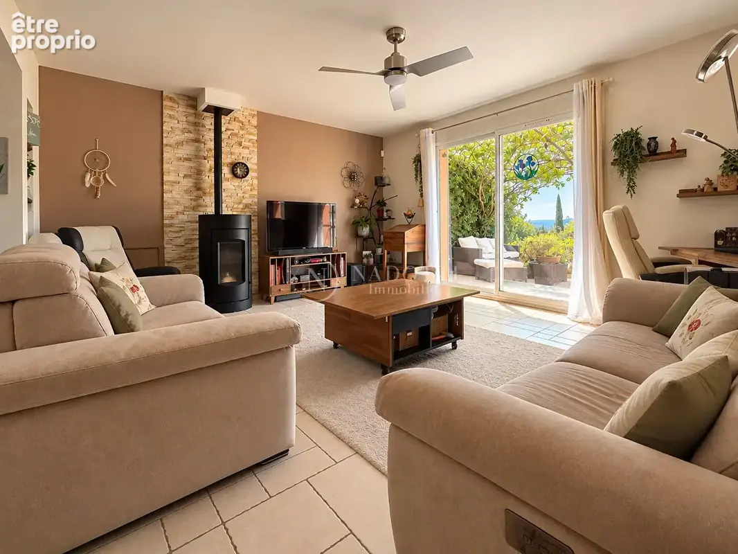 À VENDRE - EXCLUSIVITÉ- Maison Cadenet T6 avec jardin, piscine et garage - photo 10