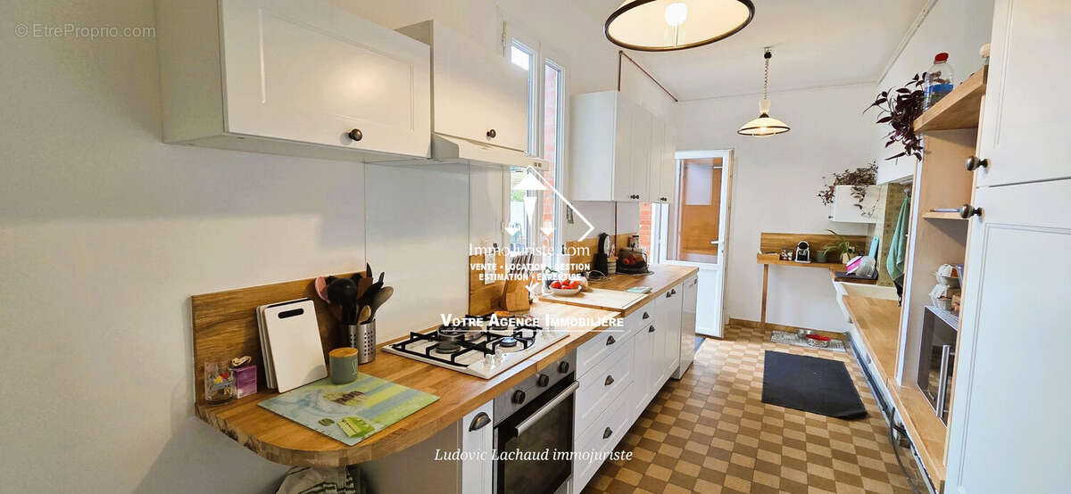 Maison à CHASSENEUIL-SUR-BONNIEURE