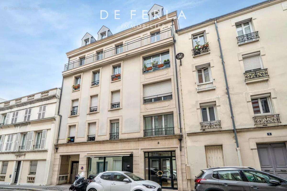 Appartement à PARIS-15E