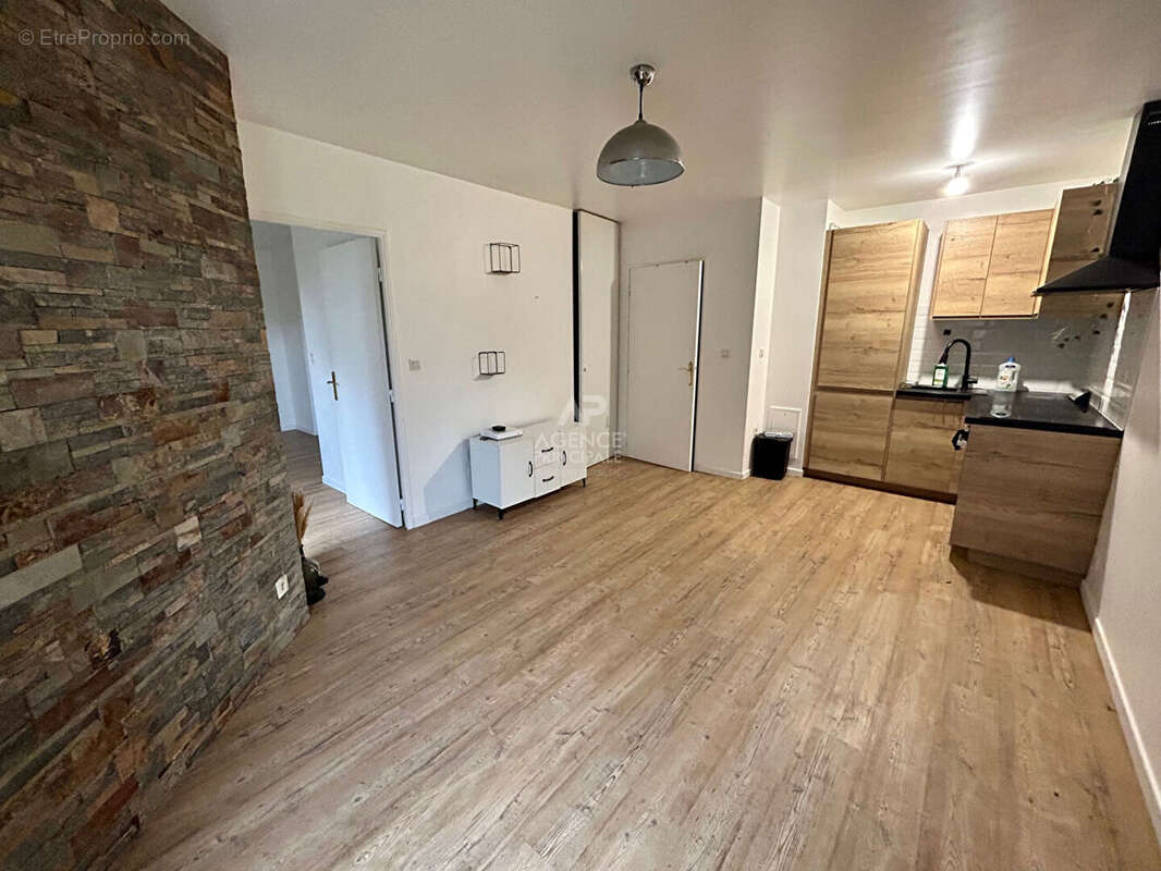 Appartement à CARRIERES-SOUS-POISSY