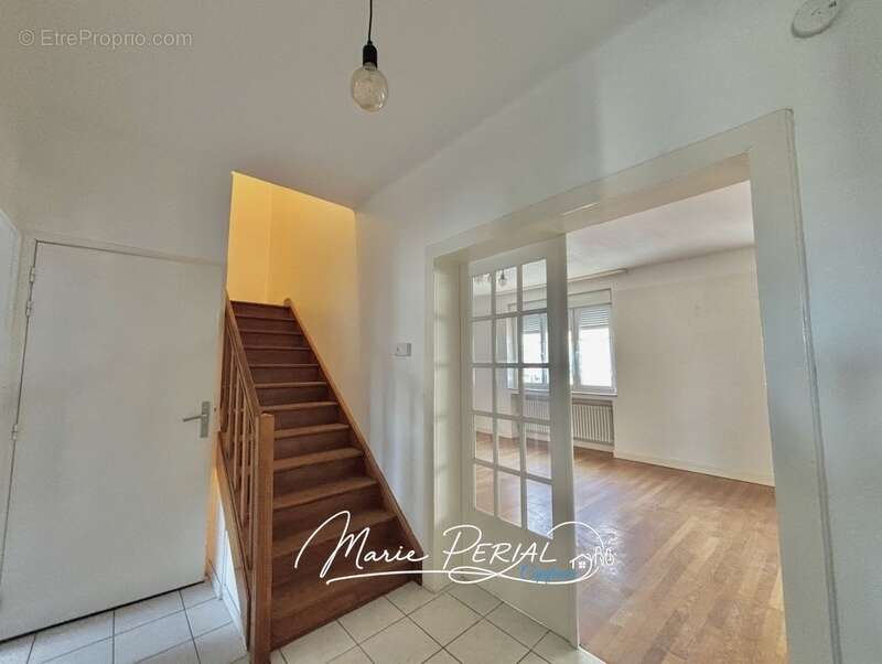 Maison à CLOUANGE