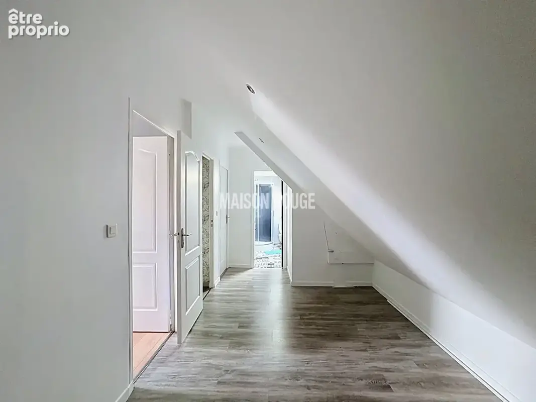Maison familiale  au calme 4 chambres vie de plain-pied et sous-sol total - photo 15