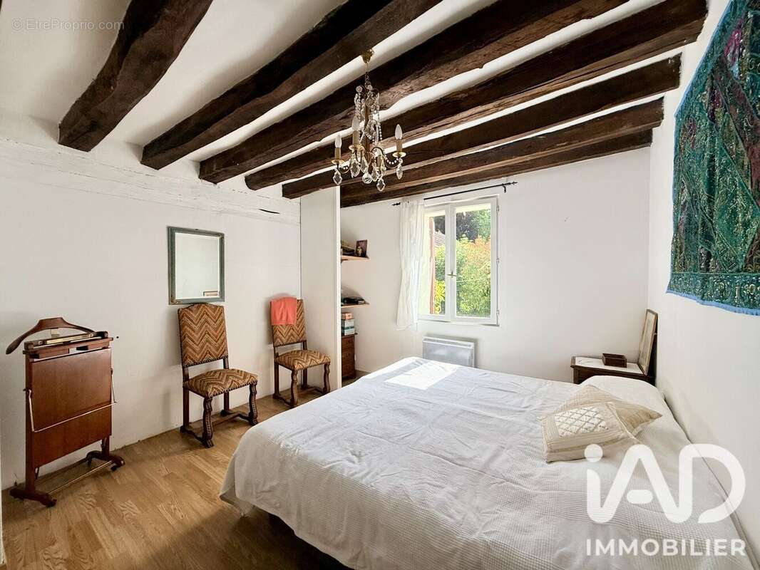 Maison 207 m² à Boiscommun  - photo 8