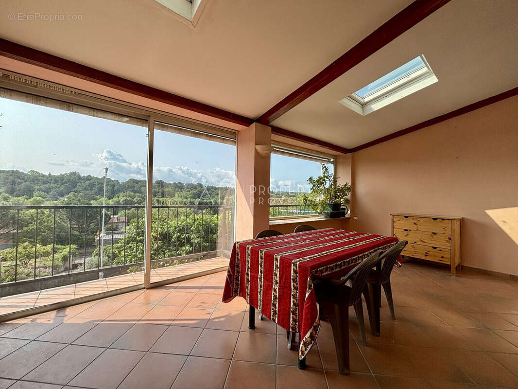 AIR Property Provence - Maison à LA TOUR-D&#039;AIGUES