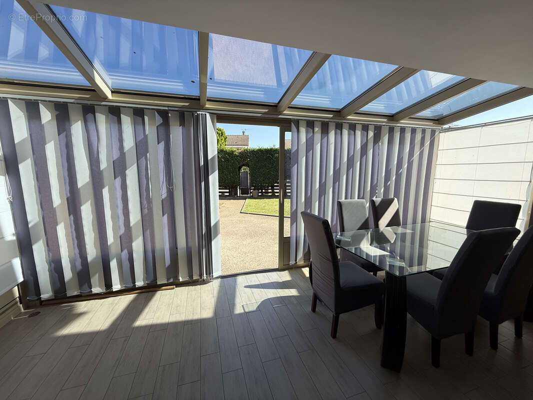 Maison à CHARVIEU-CHAVAGNEUX