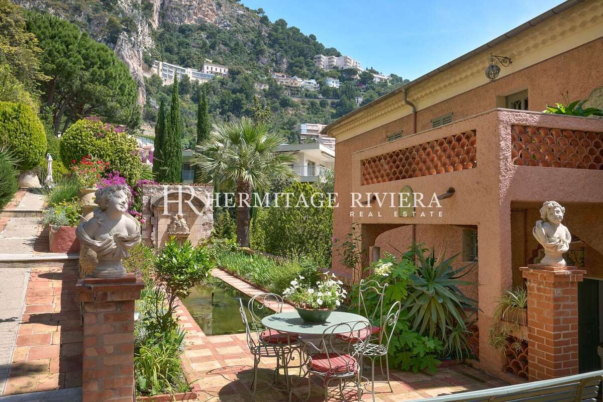 Appartement à VILLEFRANCHE-SUR-MER