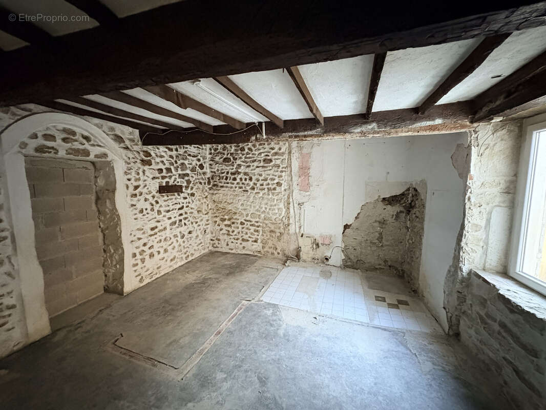 Maison à LA CALMETTE