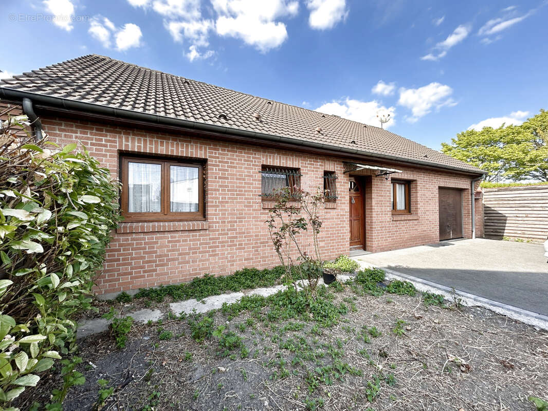 Maison à HENIN-BEAUMONT