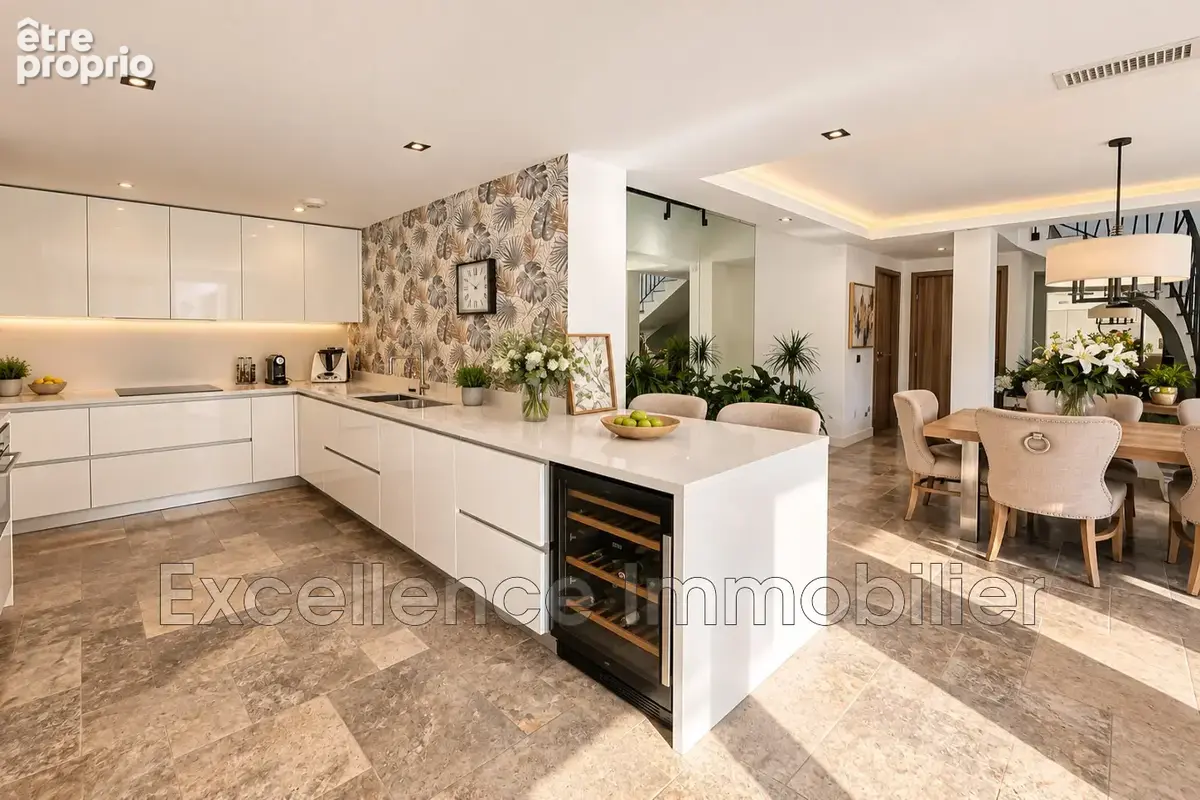 Maison 5 pièces 185 m² à vendre à Sainte-Maxime (83120) - photo 6