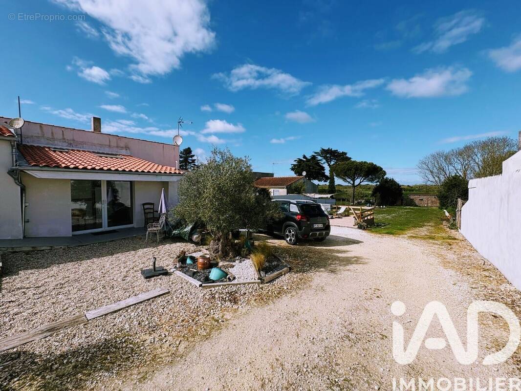 Photo 1 - Maison à LE CHATEAU-D'OLERON