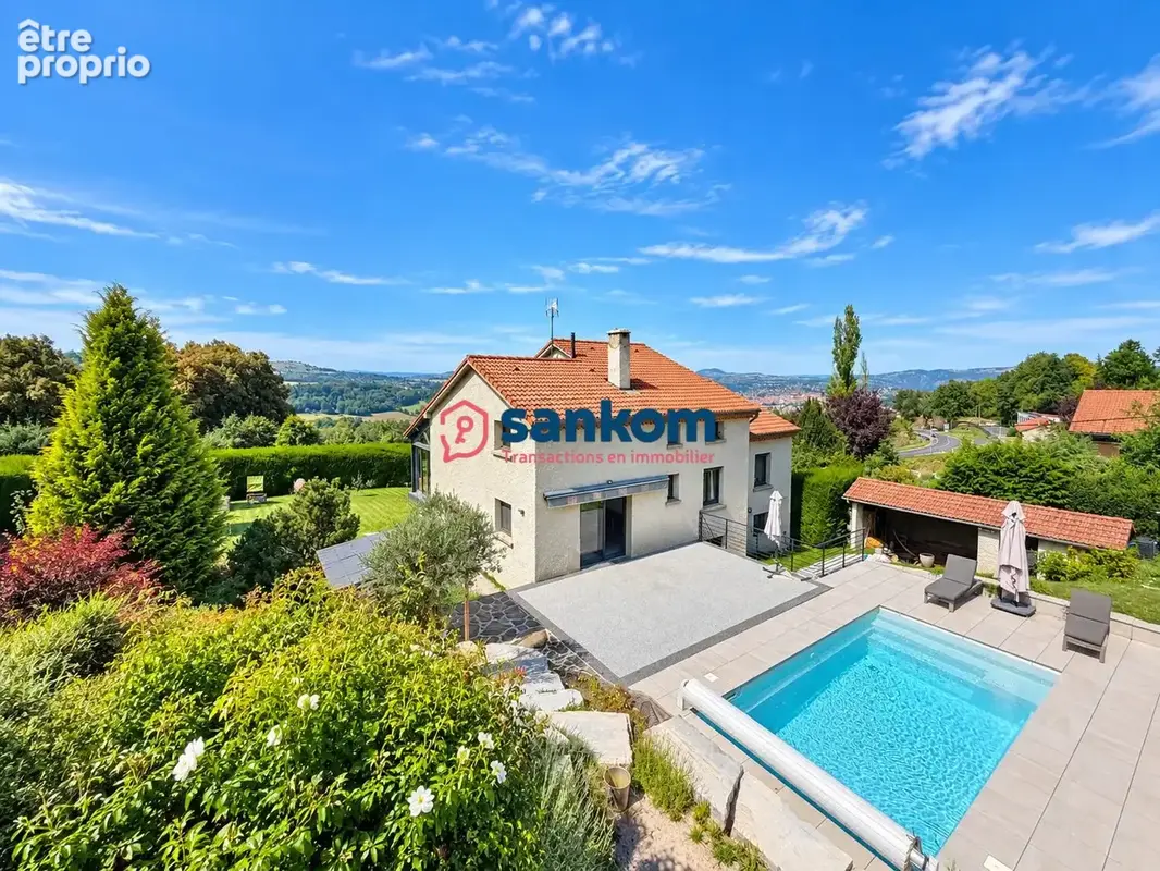 Photo Maison à Le Puy-En-Velay au prix de 449 000€