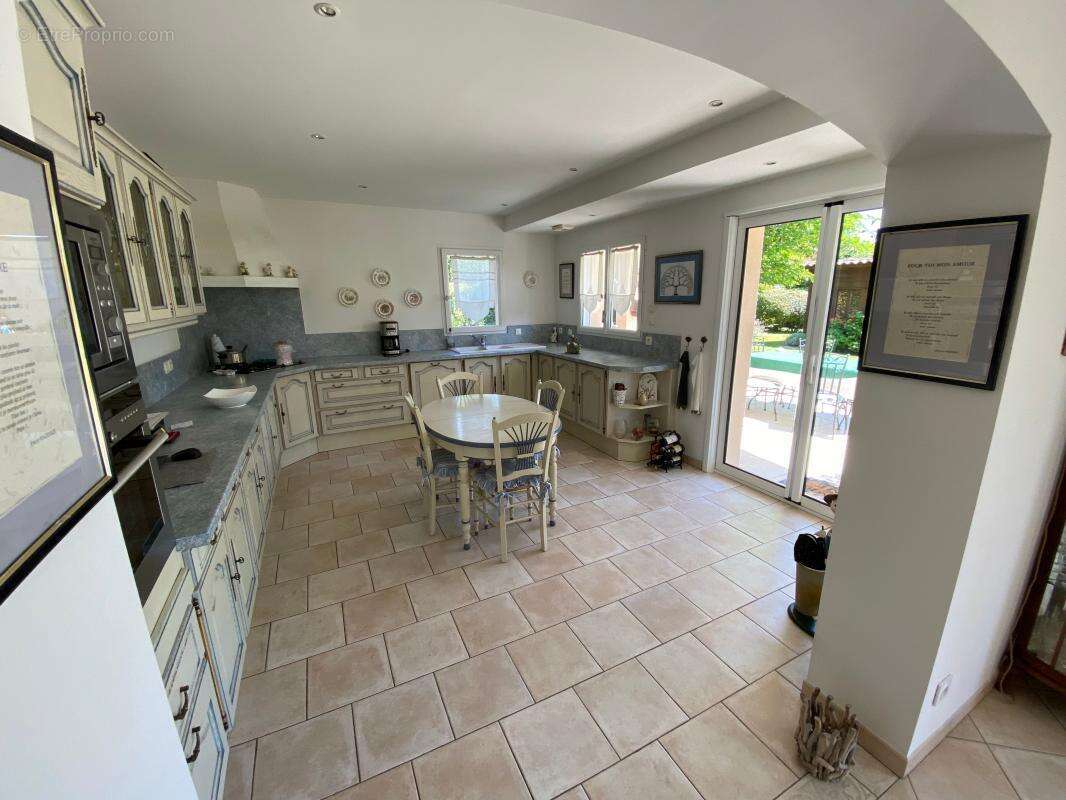 Maison à LES MATHES