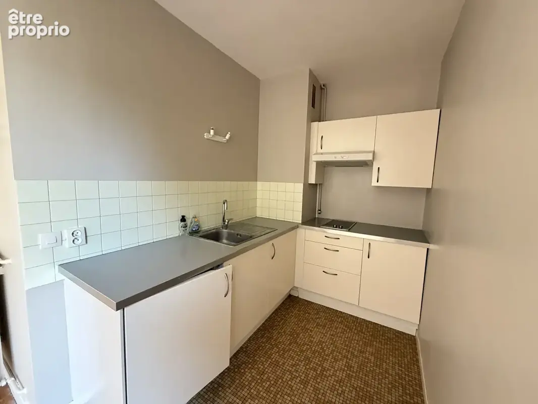 Studio de 31m2 vendu avec garage et cave - photo 5