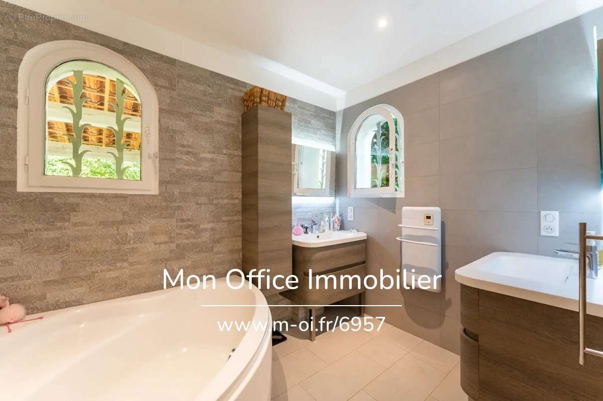 Maison à AIX-EN-PROVENCE
