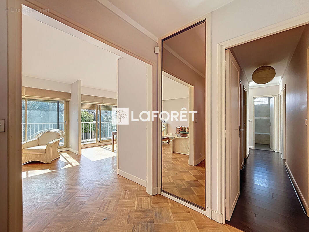 Appartement à LE VESINET
