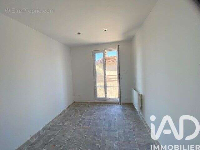 Maison 80 m² à Puymeras  - photo 9
