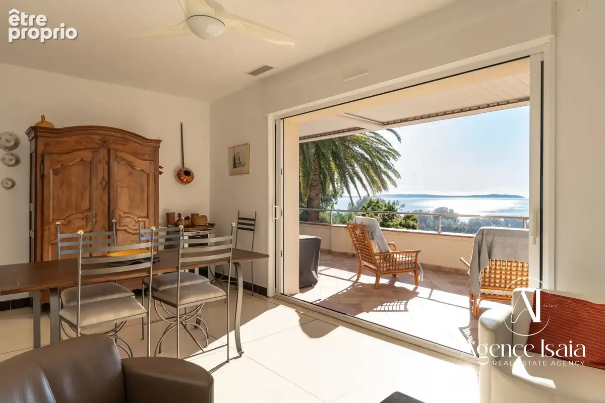 Maison 8 pièces 124 m² à vendre à Le Lavandou (83980) - photo 2