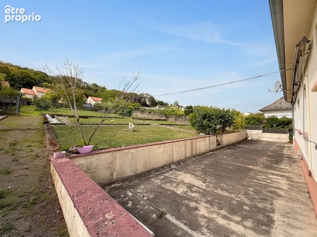 Maison Sierck Les Bains 6 pièce(s) 151.54 m2 - photo 5
