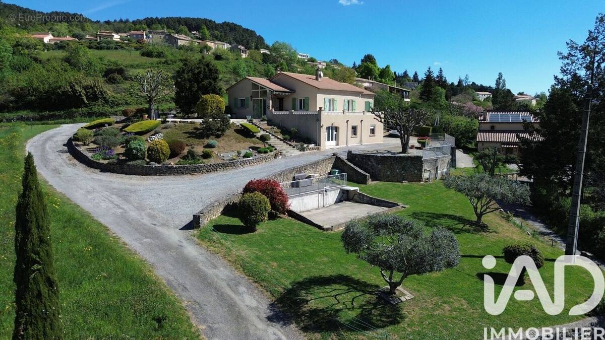 Photo 1 - Maison à COUX