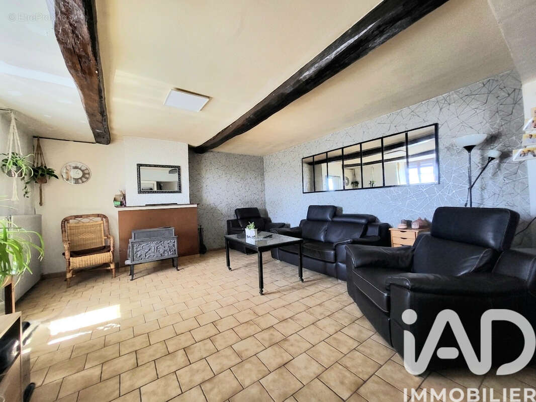 Maison 183 m² à Bourg-Fidele  - photo 2