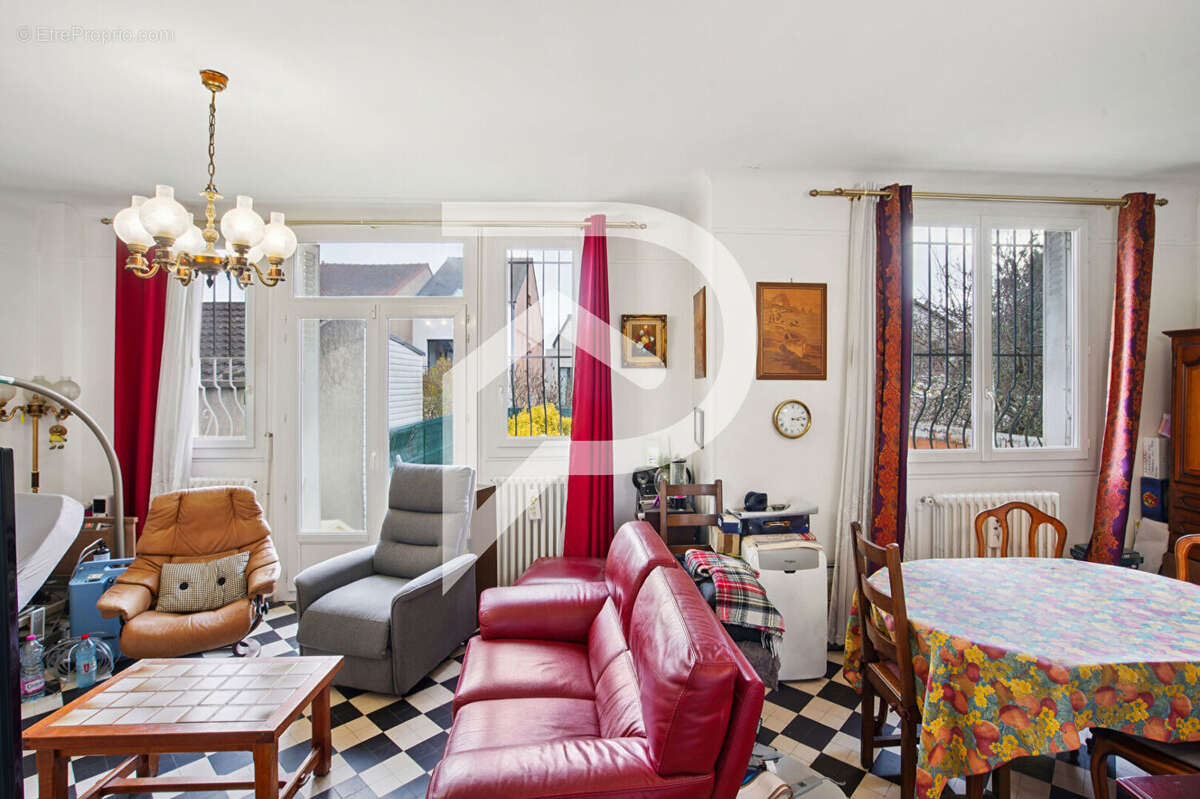 Maison à COLOMBES