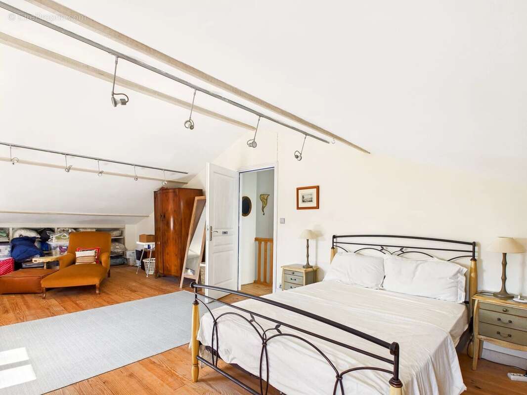 Maison à SAINTE-FOY-LA-GRANDE