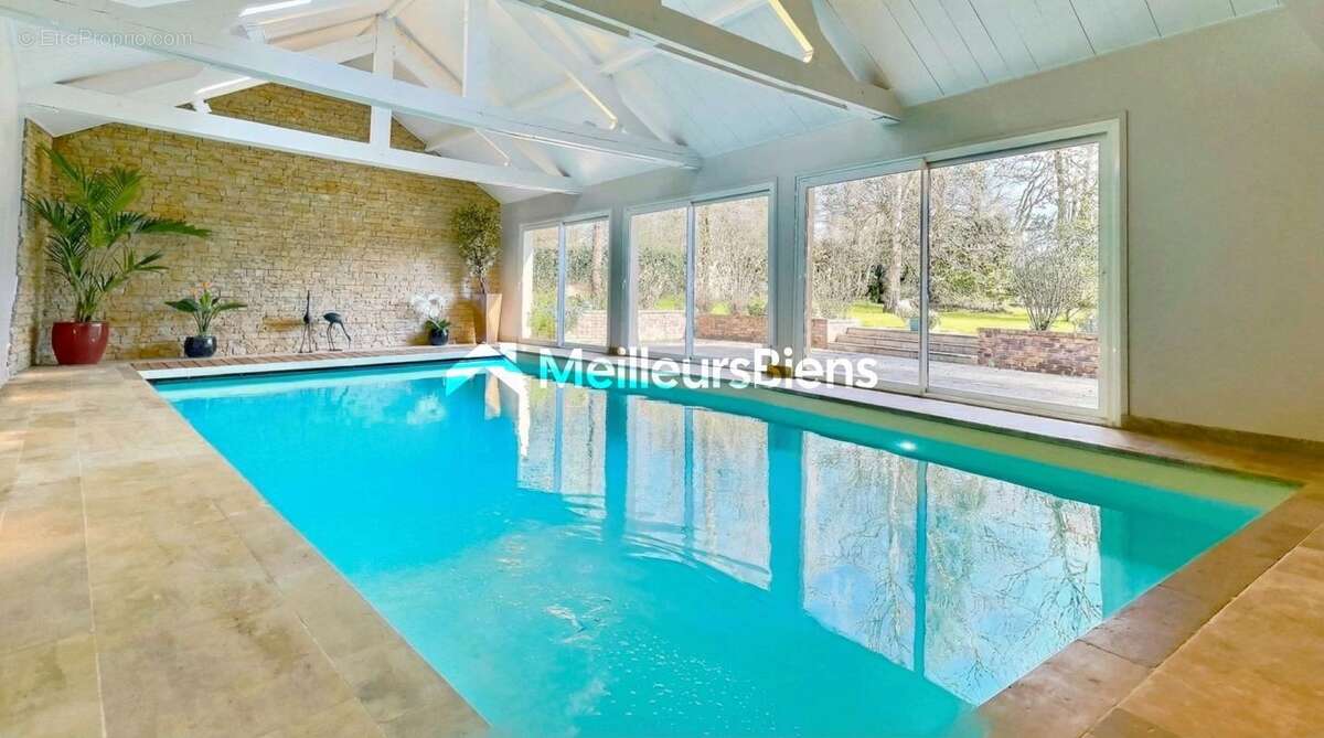 Maison à FEUCHEROLLES