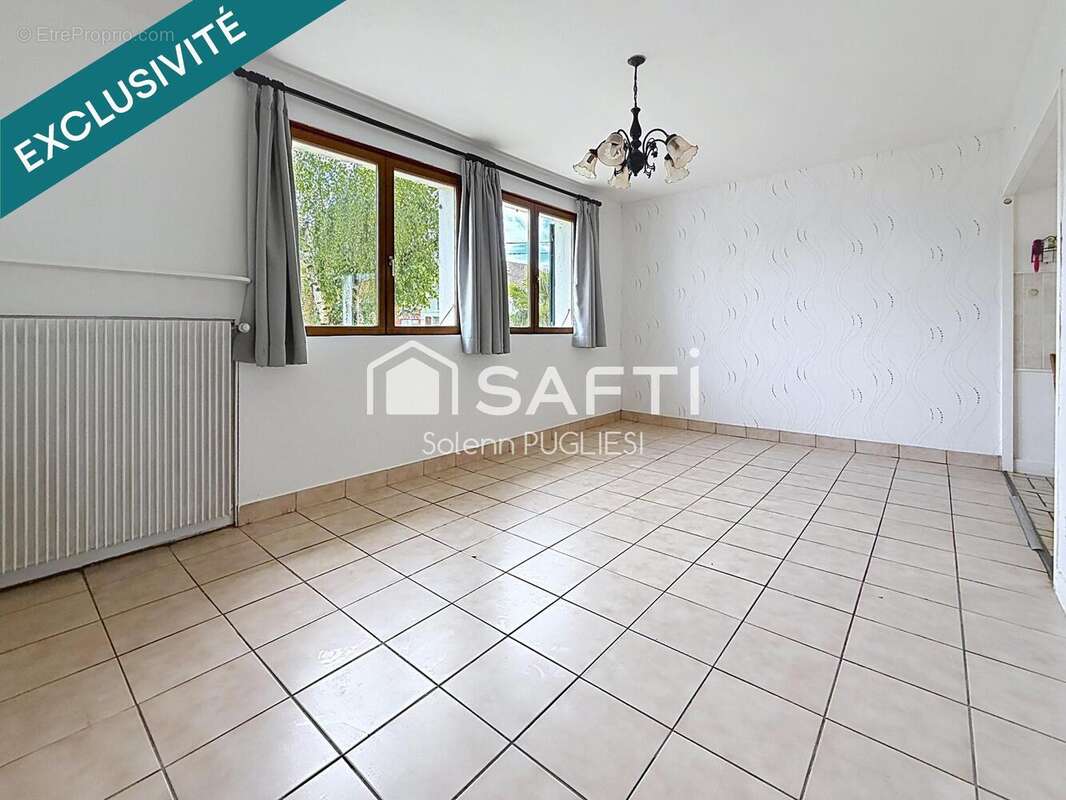 Photo 2 - Maison à RIVES