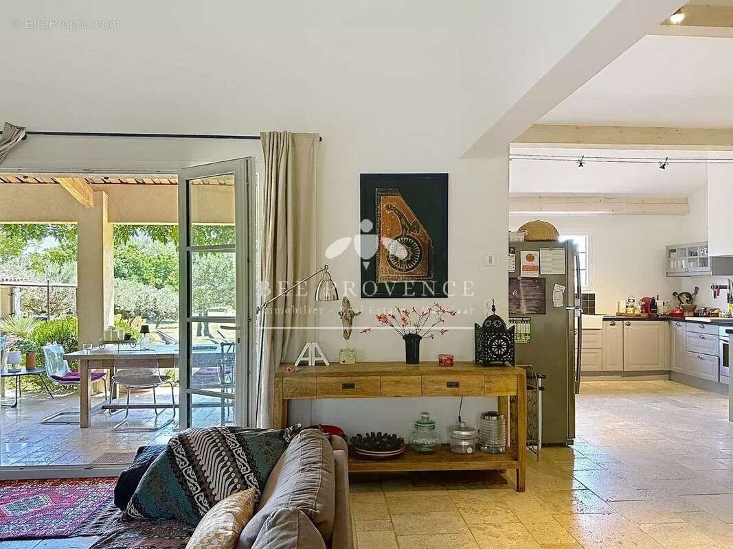 Maison de caractère avec piscine et maison d'amis, au calme - photo 22