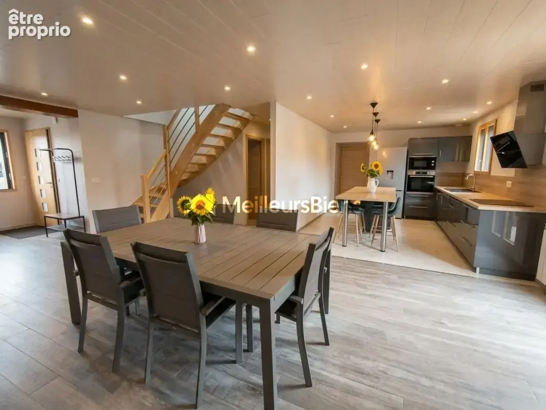 Joli pavillon de 139 m² avec 4 chambres - photo 2