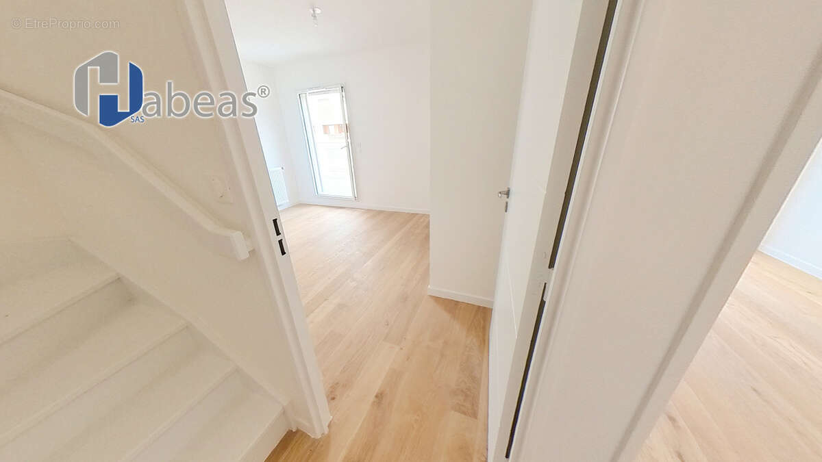 Appartement à LYON-8E