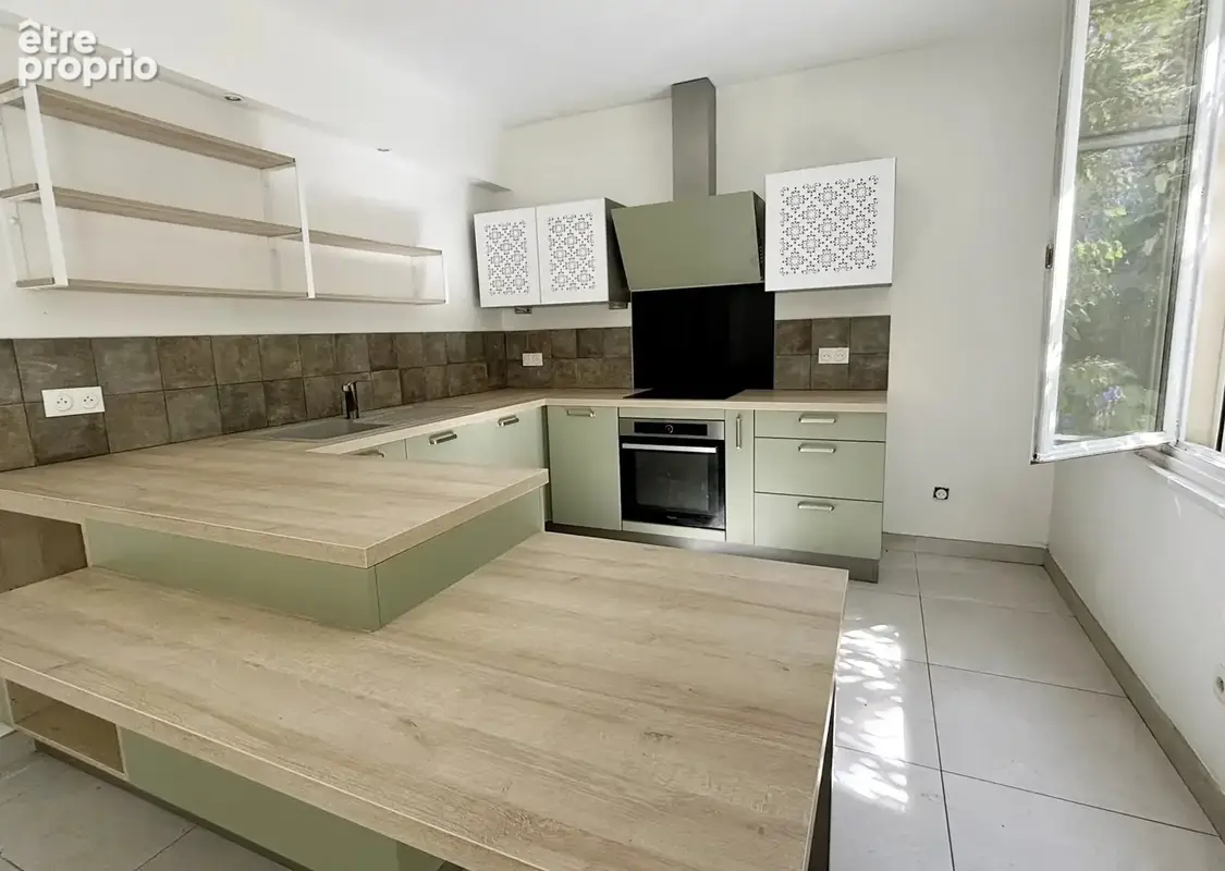 Maison 5 pièces 140 m² à vendre à Arles (13200) - photo 4