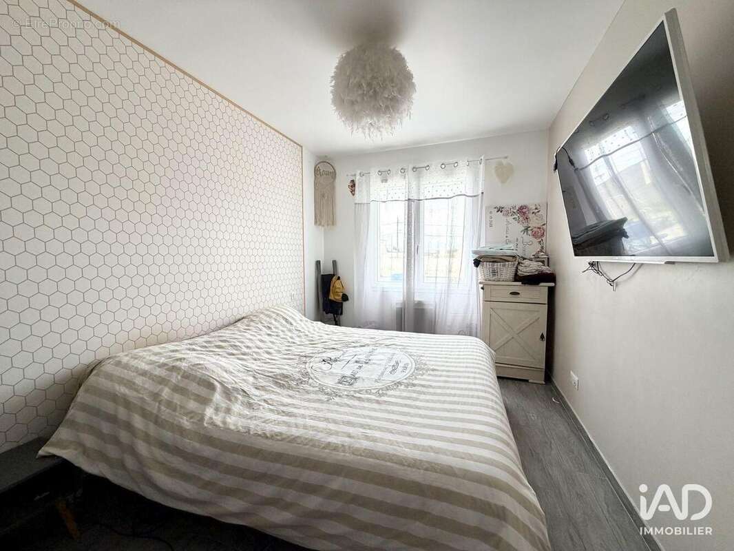 Maison 99 m² à Ornaisons  - photo 6