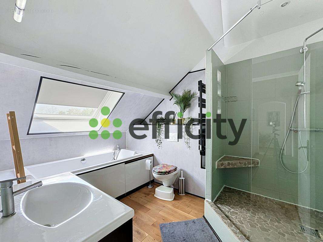 Maison 134 m² à Gournay-Sur-Marne  - photo 15