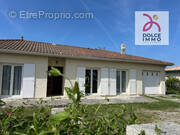 Maison à BLANQUEFORT