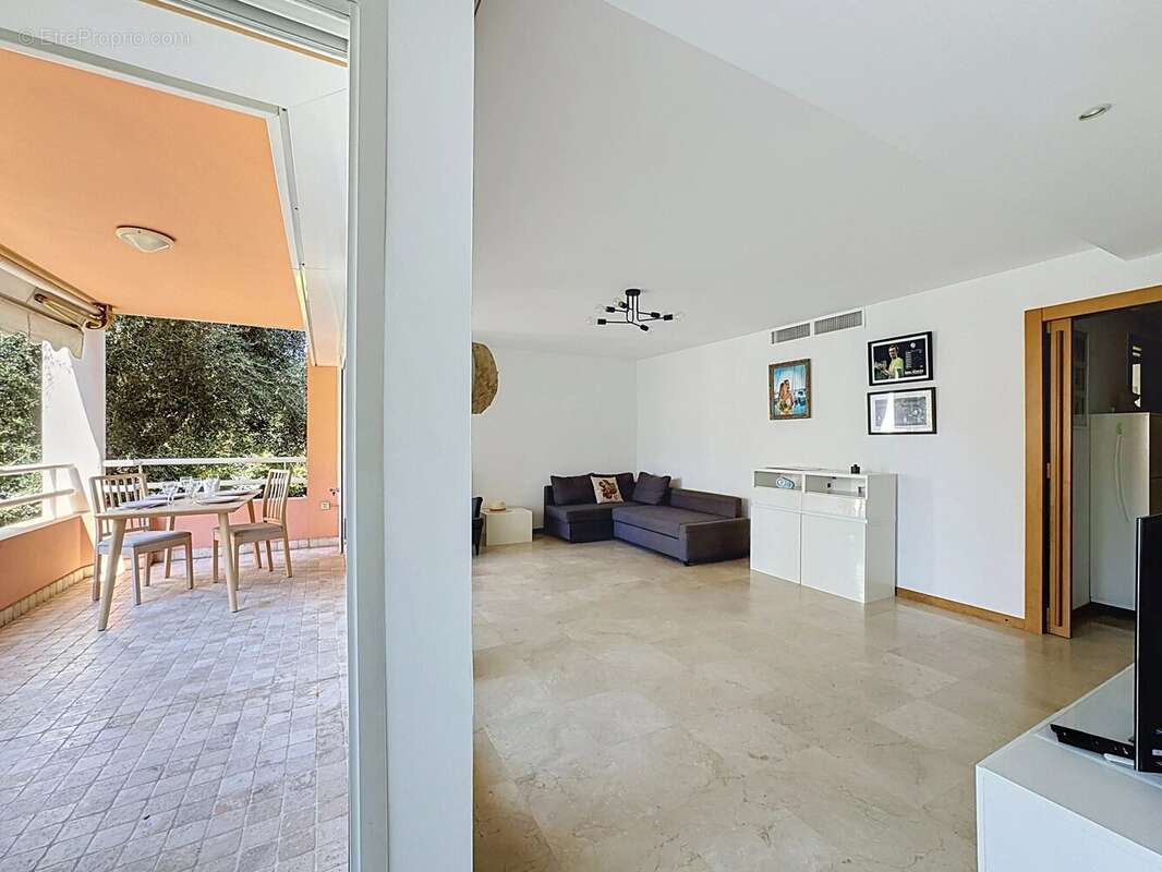 EXCLUSIVITÉ: ANTIBES – Ilette – 77 m2 + terrasse - photo 6