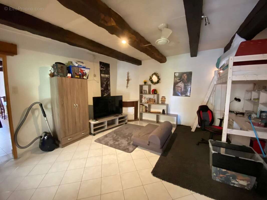 Appartement à LAMONZIE-MONTASTRUC