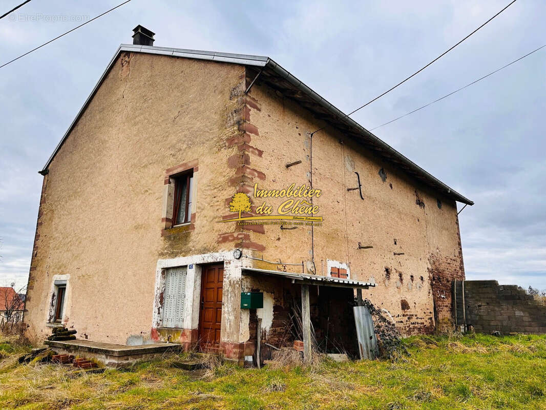 Maison à FOUGEROLLES