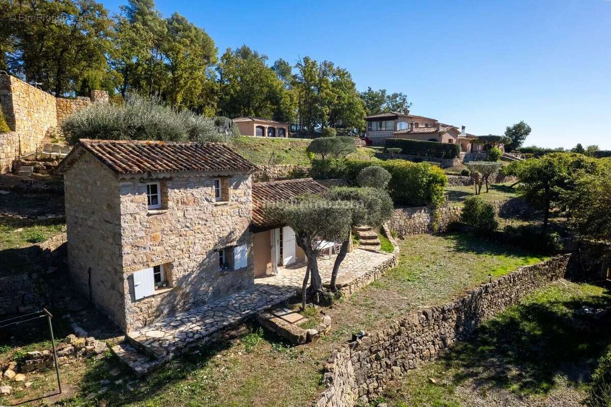 Maison à DRAGUIGNAN