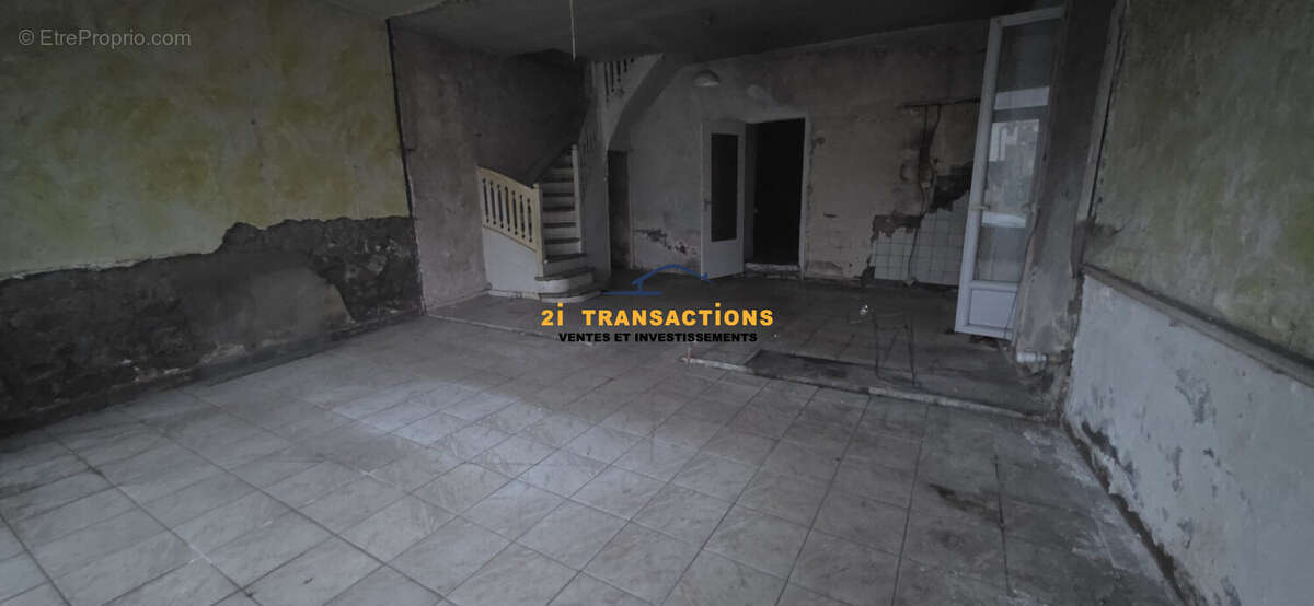 Appartement à SAINT-ETIENNE