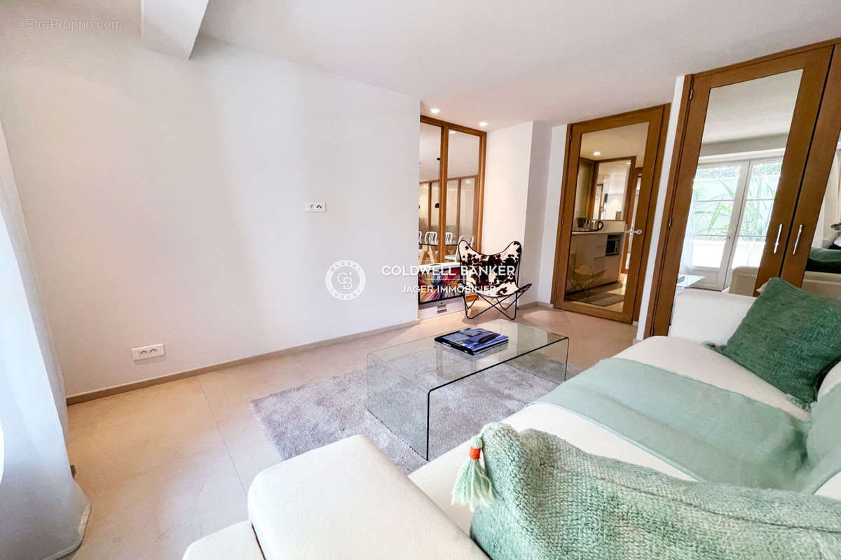 Commerce à SAINT-TROPEZ